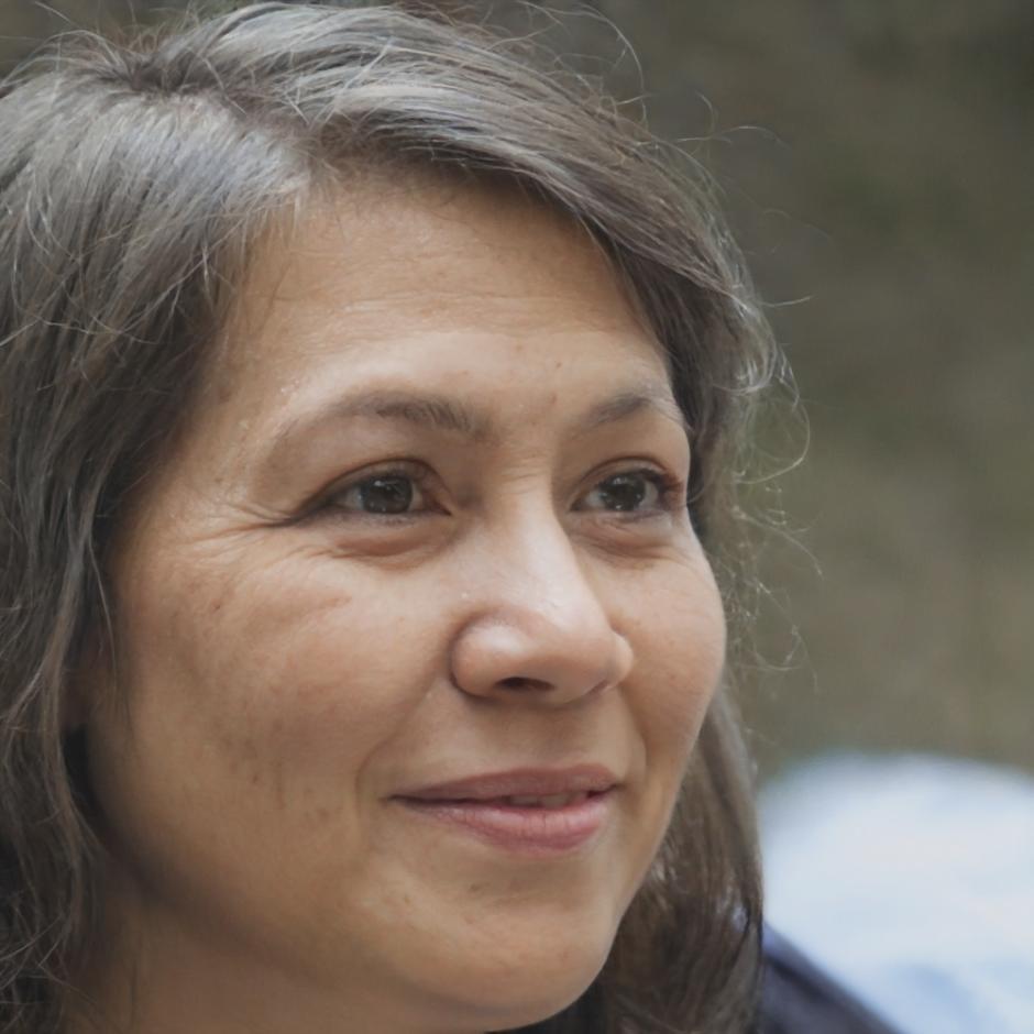 Portrait professionnel de Léonie Dubois, formatrice en communication financière